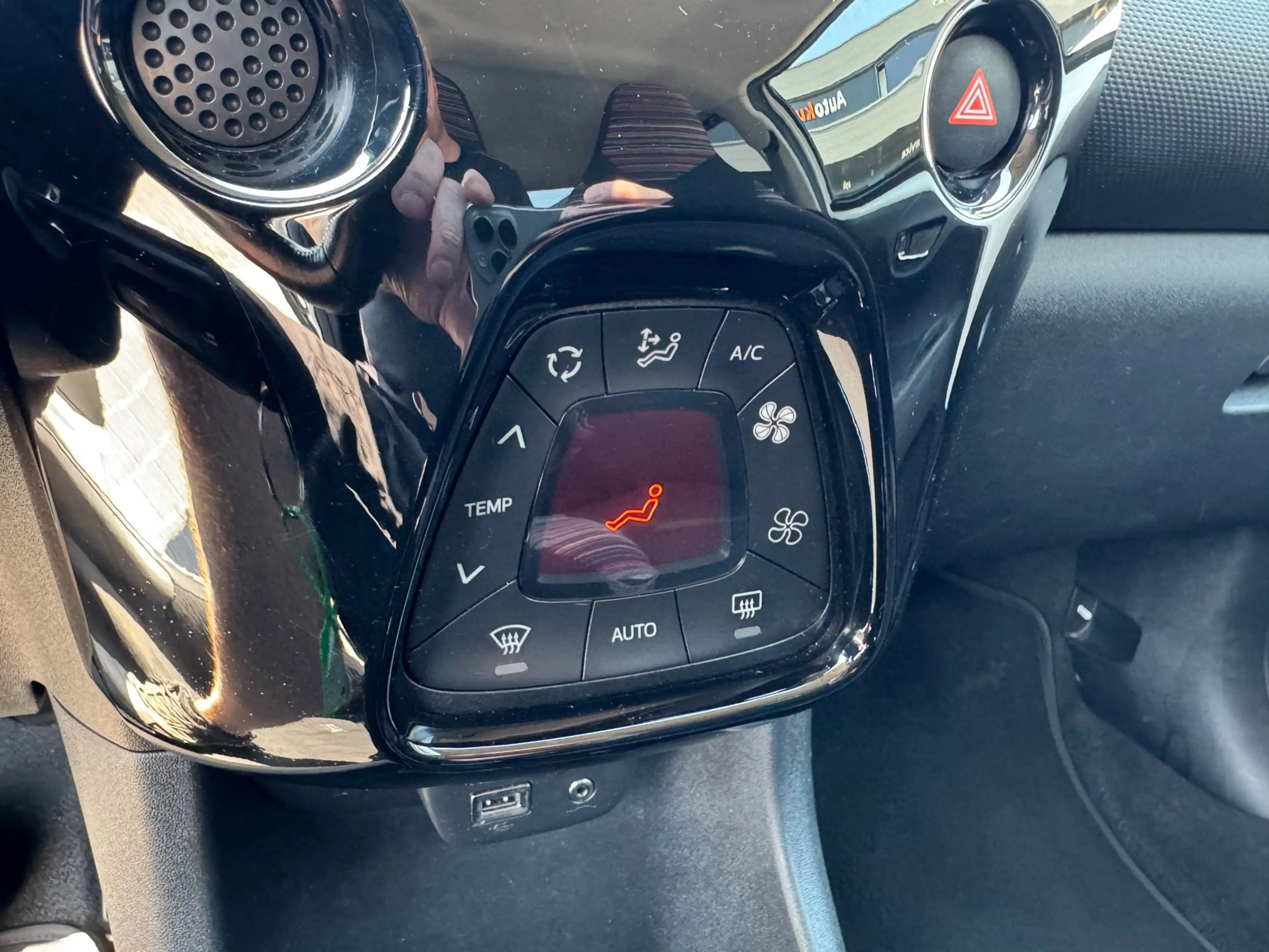 Citroen C1 1.0 VTi Shine, automaat, carplay, airco — photo 12