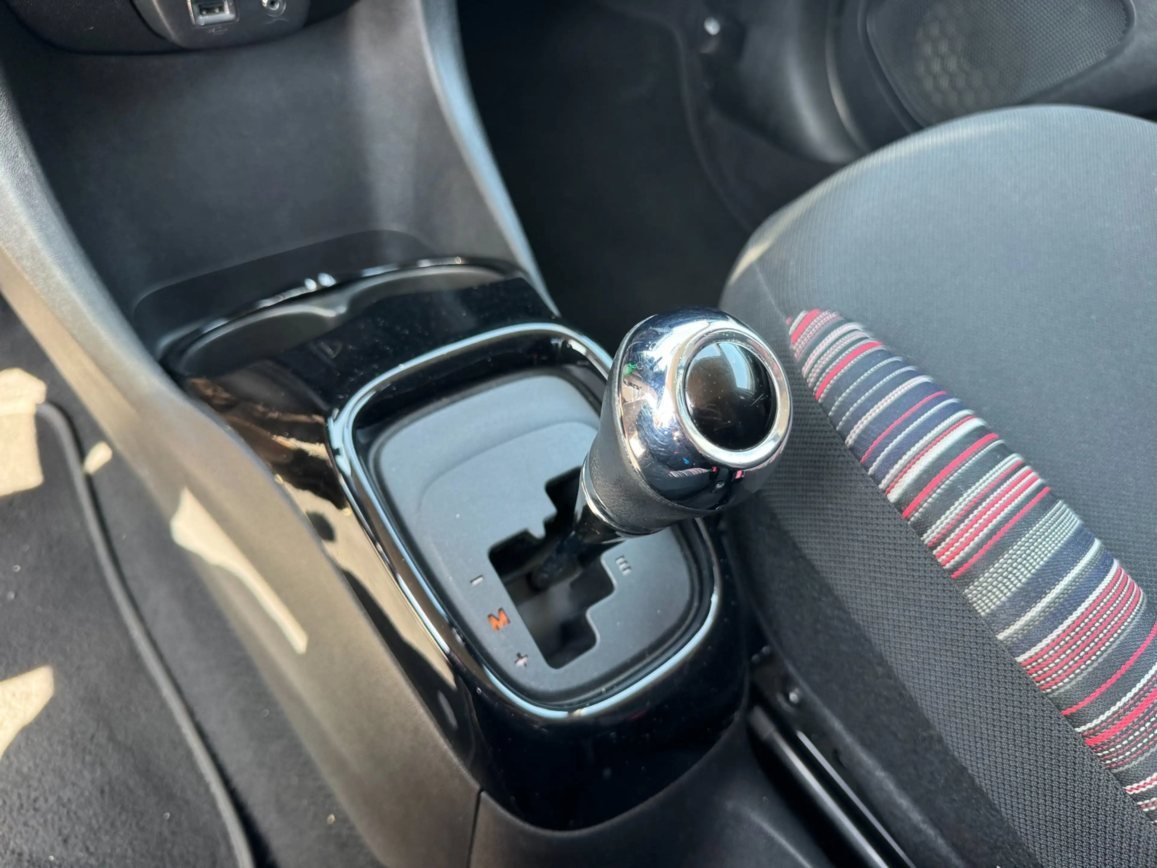 Citroen C1 1.0 VTi Shine, automaat, carplay, airco — photo 11