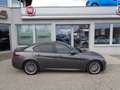 Alfa Romeo Giulia Sprint 2,0 16V 200 AT8 XENON NAVI SITZHZG LENKR... Grau - thumbnail 2