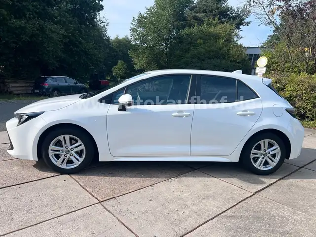 Toyota Corolla view 6