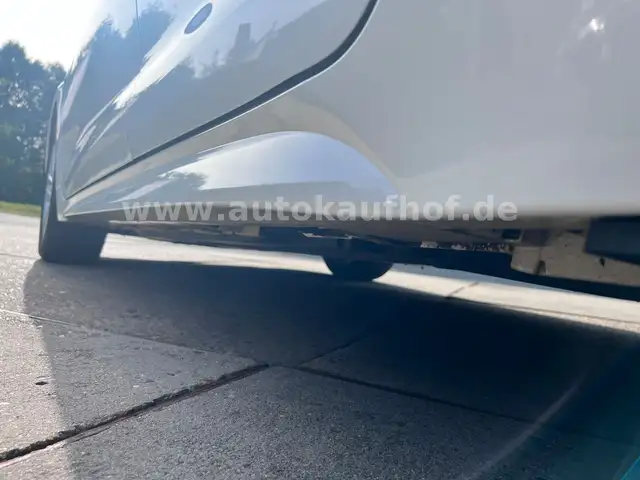 Toyota Corolla view 11