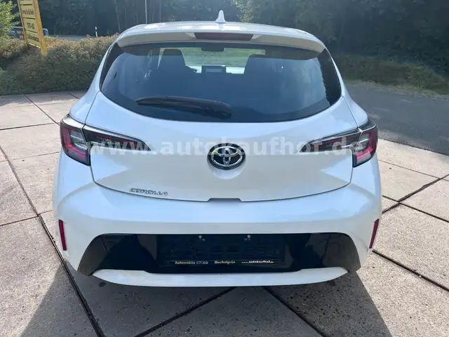 Toyota Corolla view 8