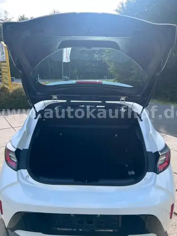 Toyota Corolla view 12