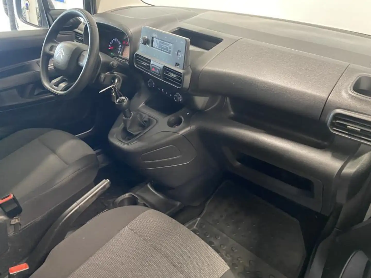 Citroen Berlingo IV Wit - 2
