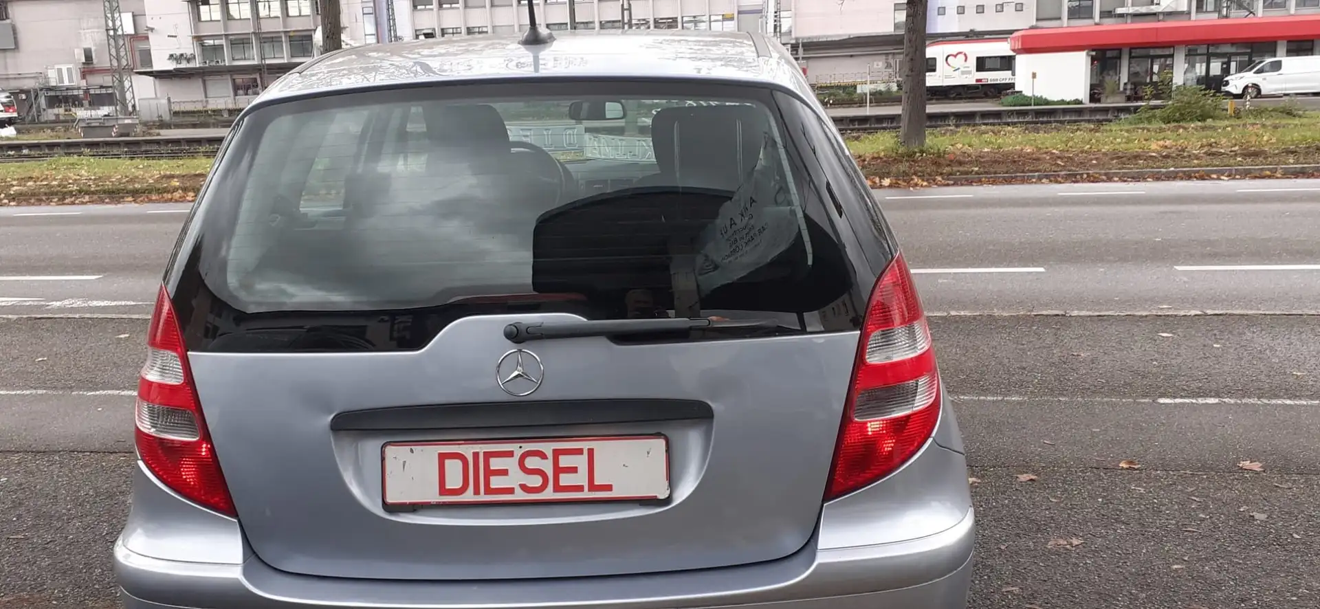 Mercedes-Benz A 180 A-Klasse Diesel  5-Türer CDI Classic Argent - 2