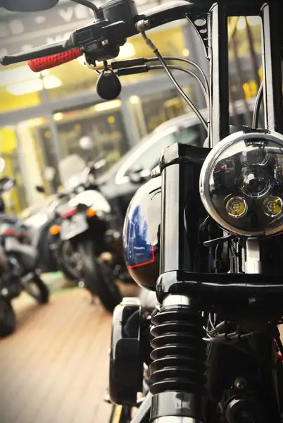 Harley-Davidson Dyna Street Bob - foto 8