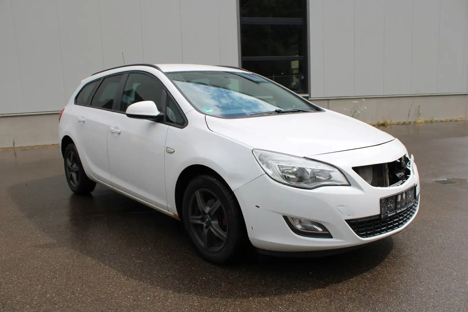 Opel Astra J Sports Tourer Edition Weiß - 2