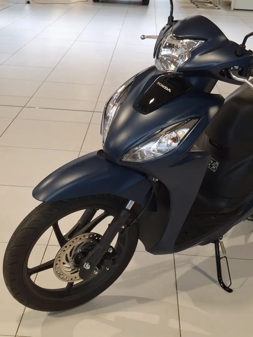 Honda Vision 110 Blue - 1