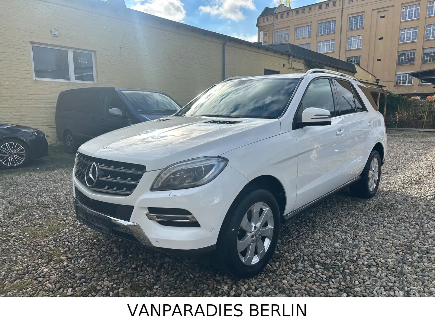 Mercedes-Benz ML 350 CDI BlueTec/TüvNeu/AHK/360*CAM/H&K/ILS/E6 Blanc - 2