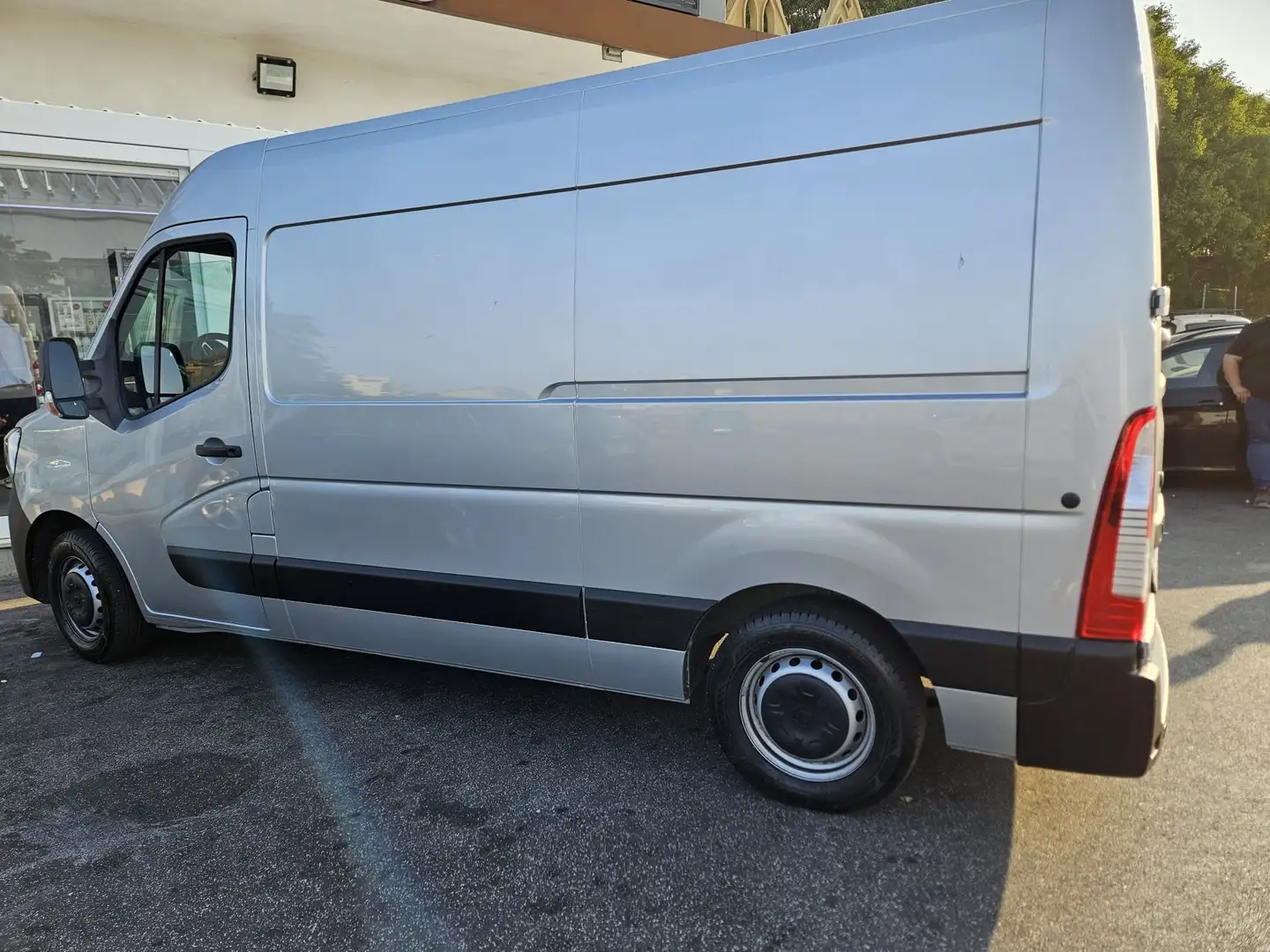 Renault Master - 1