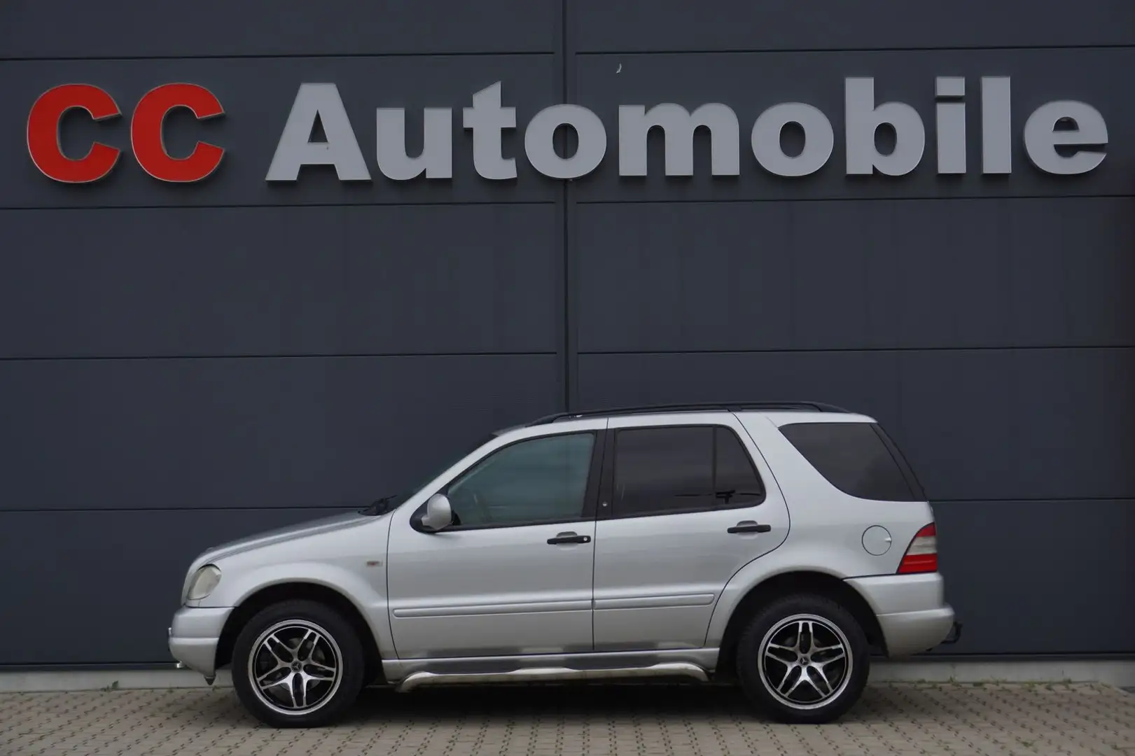 Mercedes-Benz ML 320 19Zoll"Leder"Klima"AHK"Export"Export" Срібний - 1