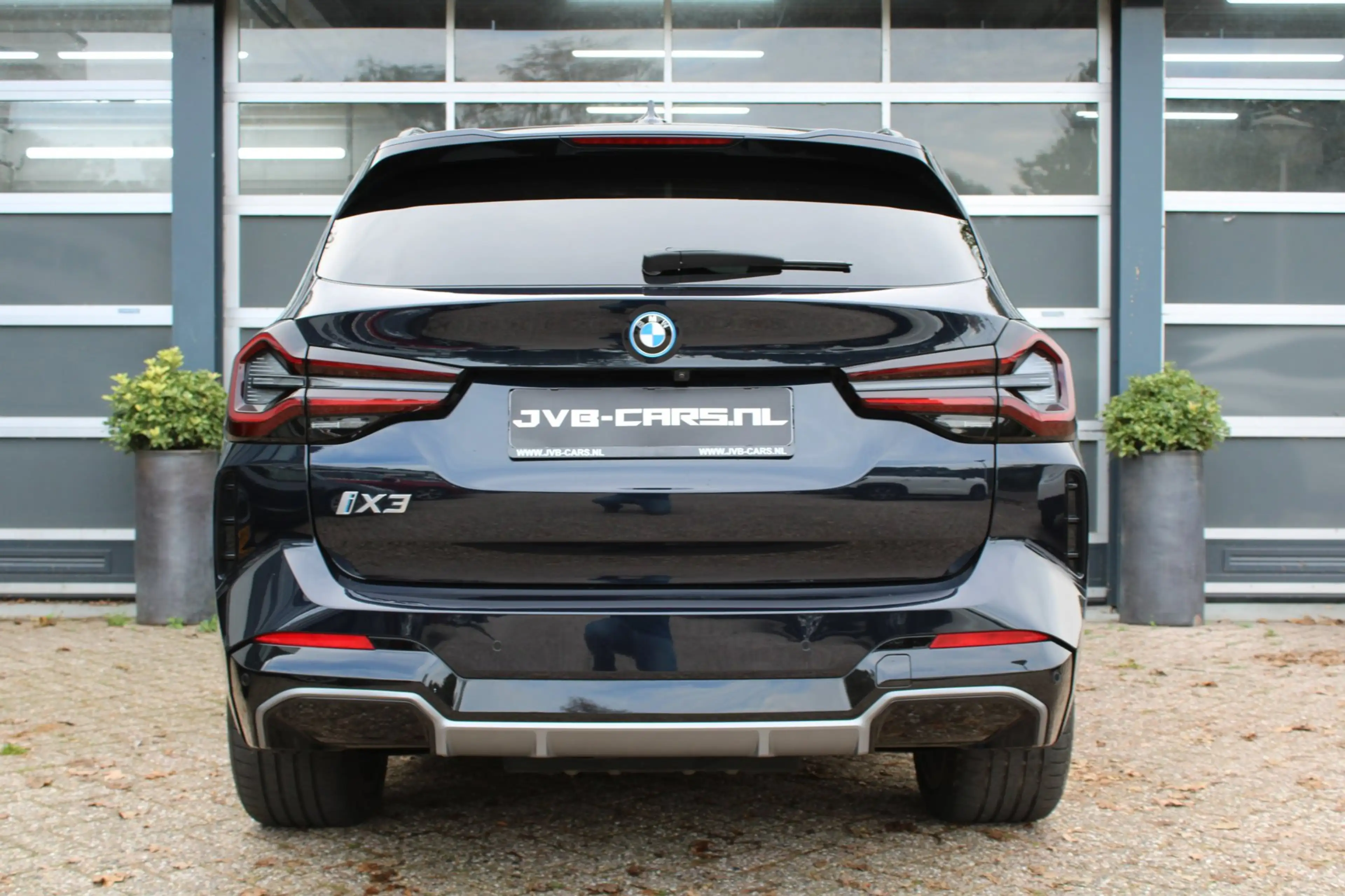 BMW iX3 High Executive 80 kWh/pano/Mpakket — photo 8