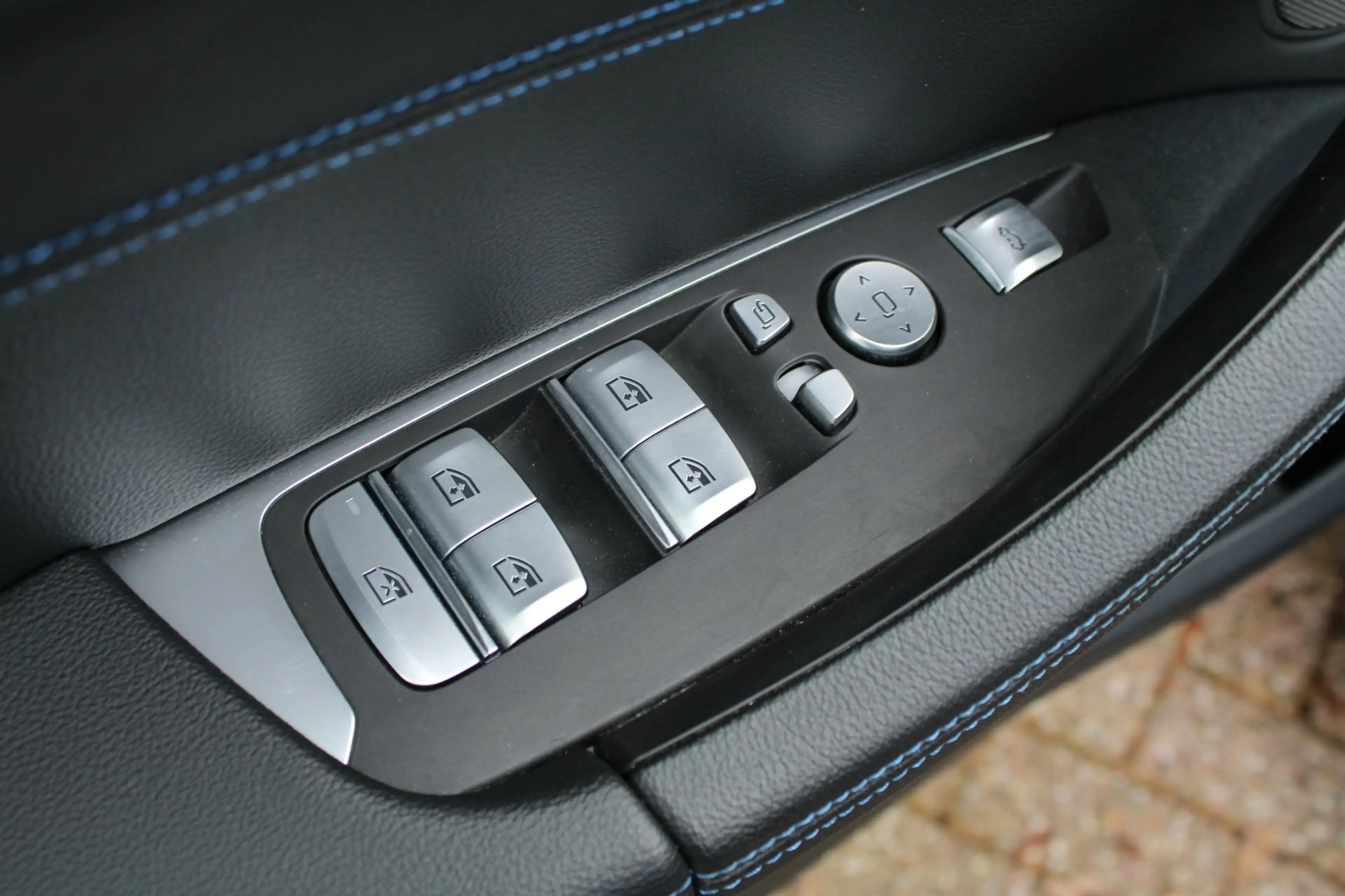 BMW iX3 High Executive 80 kWh/pano/Mpakket — photo 19