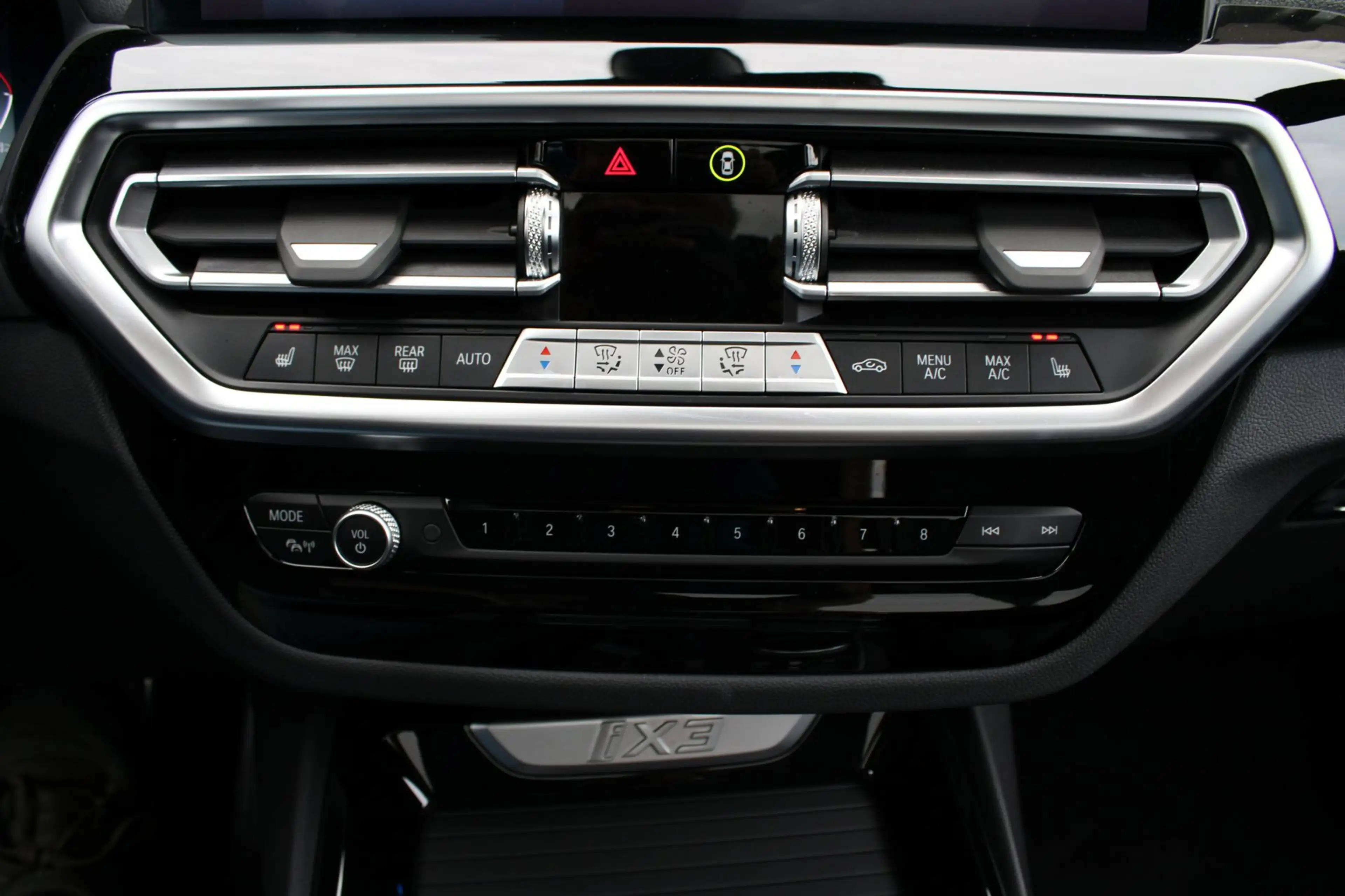 BMW iX3 High Executive 80 kWh/pano/Mpakket — photo 26