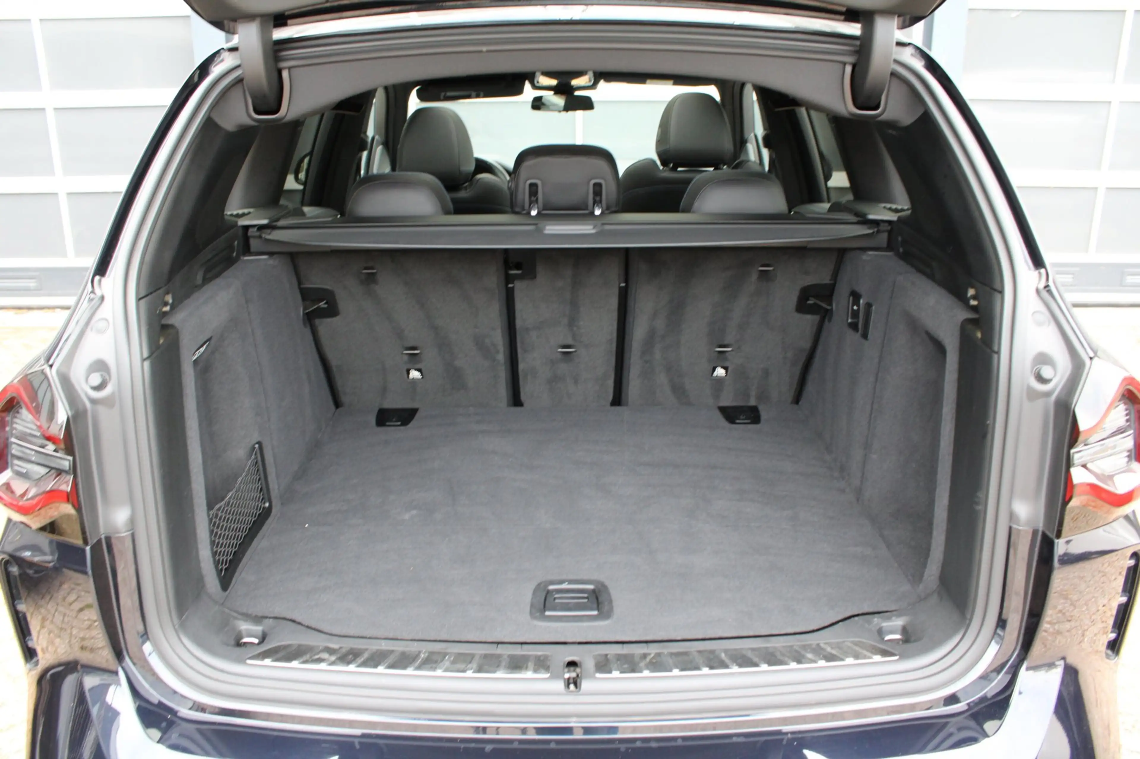 BMW iX3 High Executive 80 kWh/pano/Mpakket — photo 16