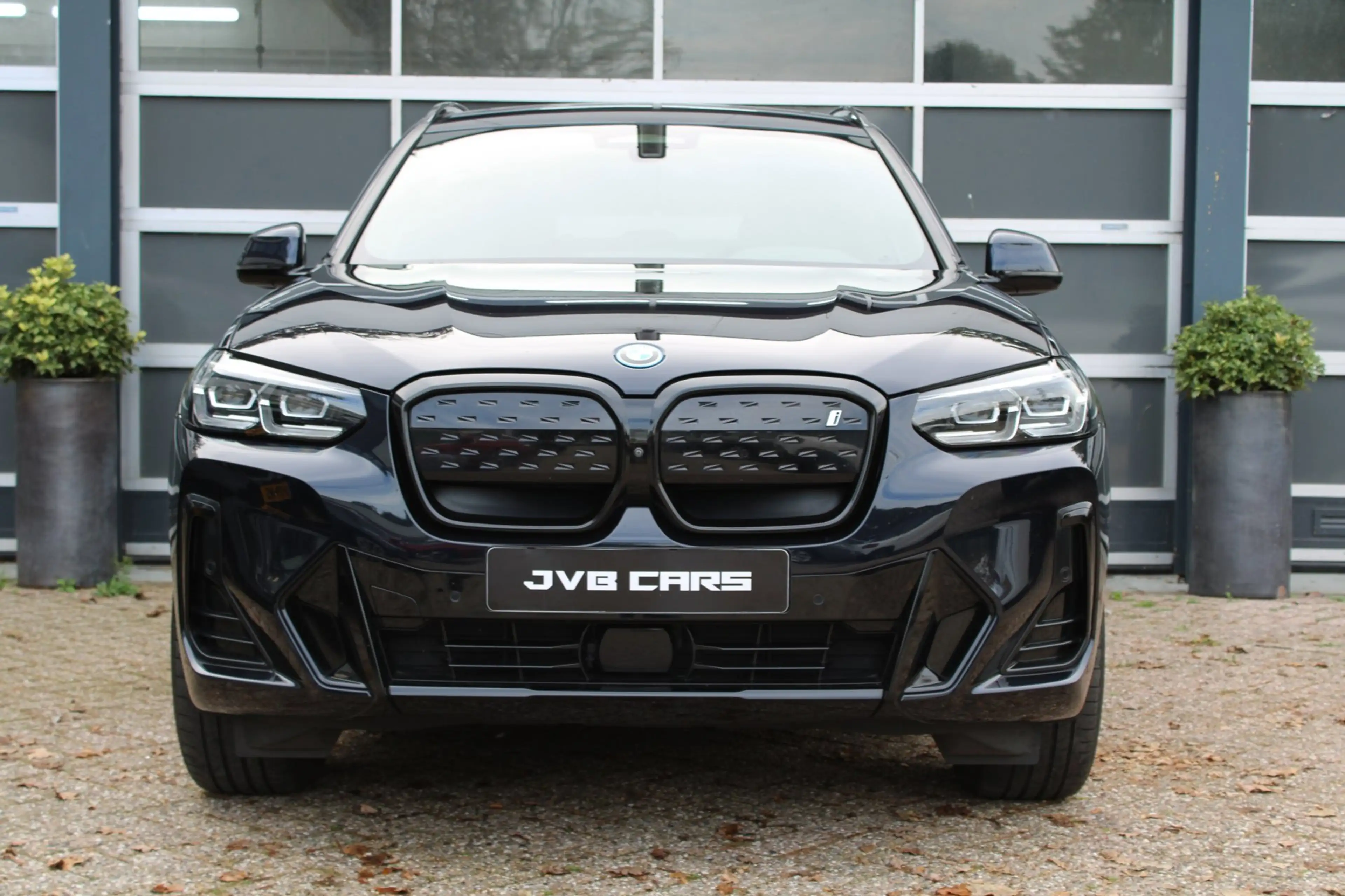 BMW iX3 High Executive 80 kWh/pano/Mpakket — photo 3