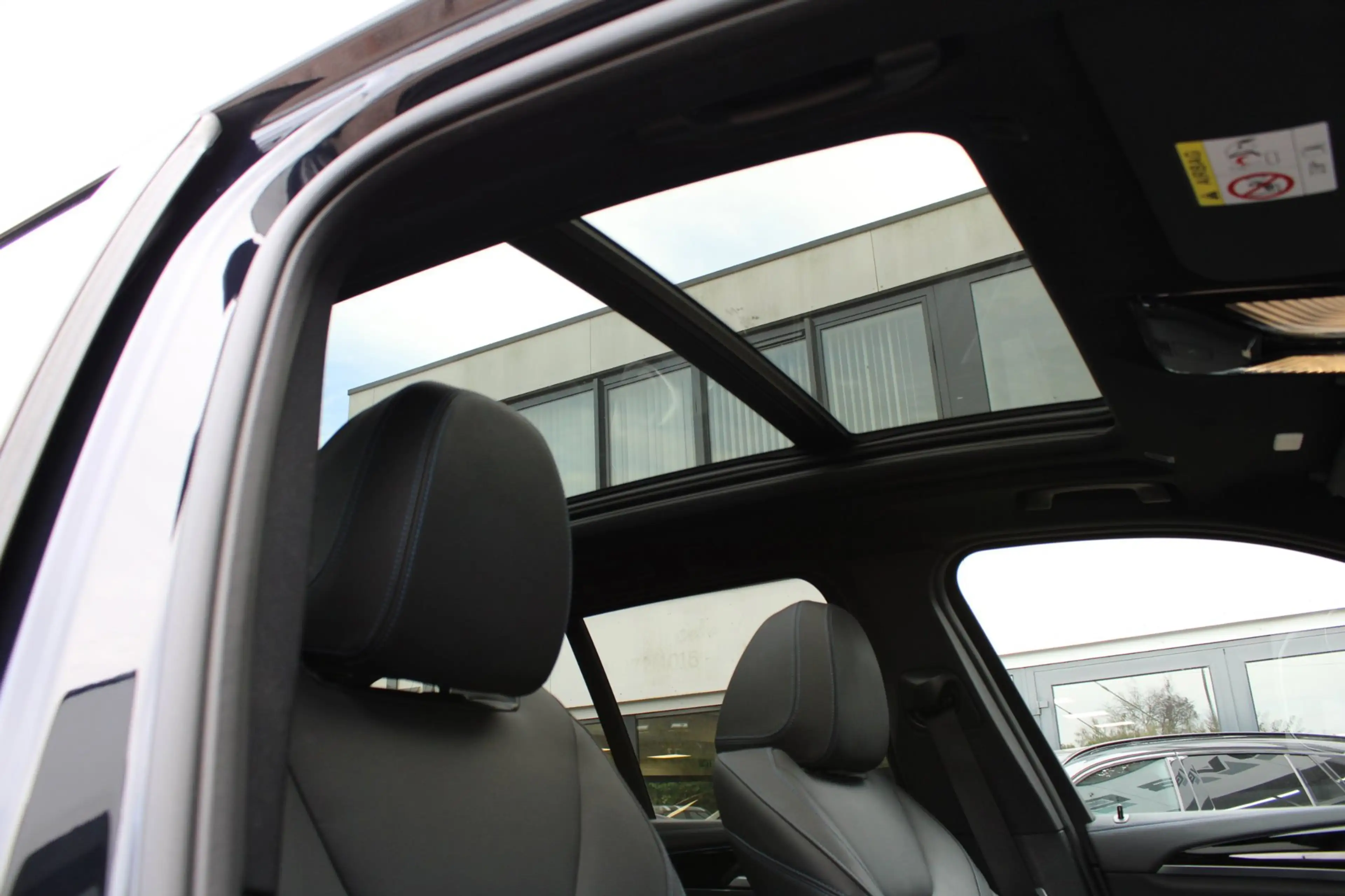 BMW iX3 High Executive 80 kWh/pano/Mpakket — photo 10