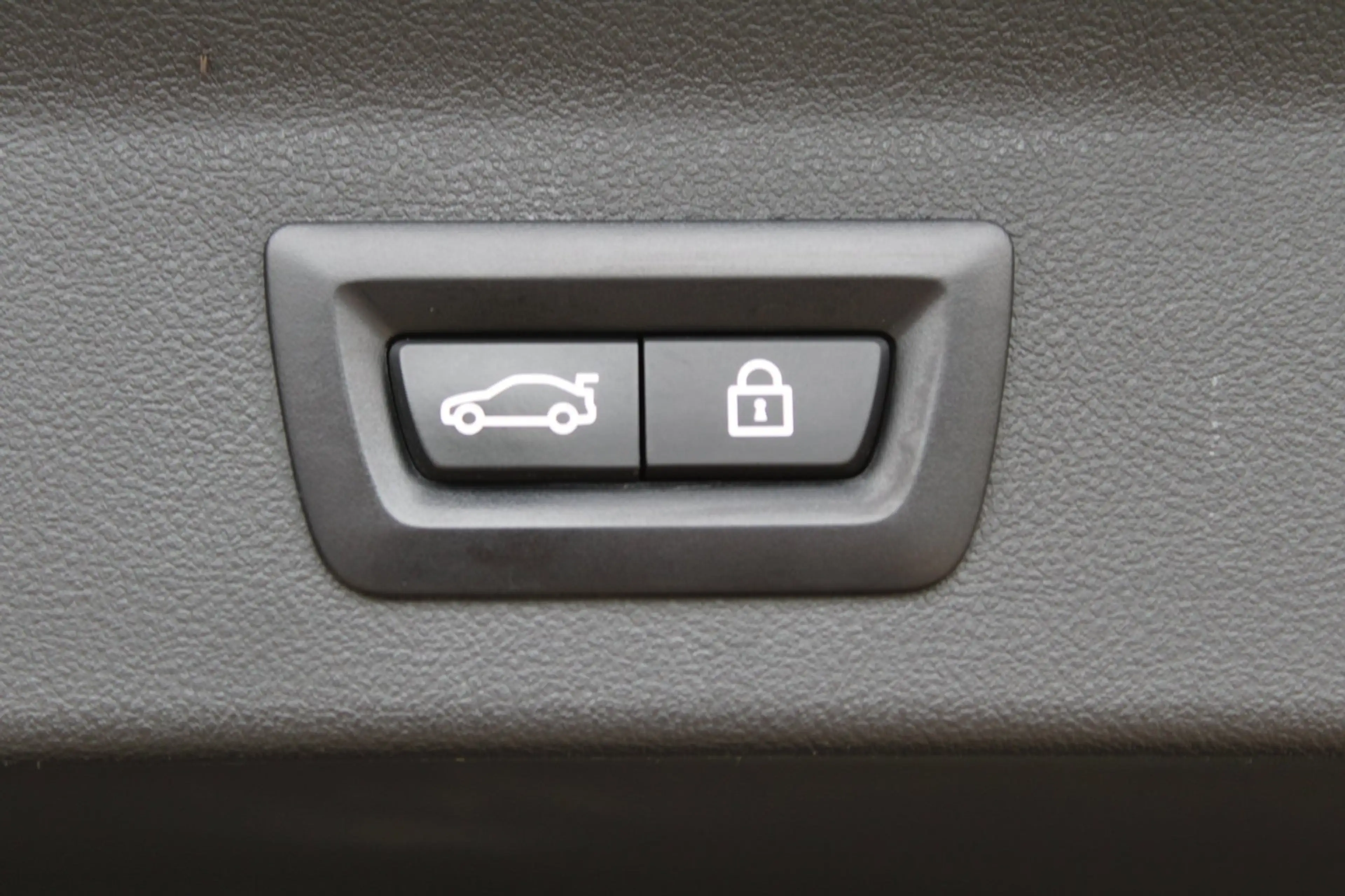 BMW iX3 High Executive 80 kWh/pano/Mpakket — photo 17