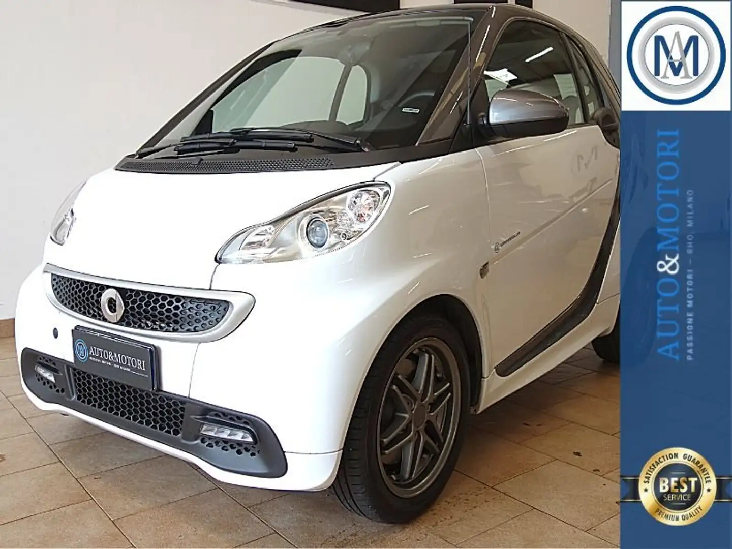 smart forTwo Fortwo 1.0 mhd Special One 71cv Lim Ed 32.000km bijela - 1