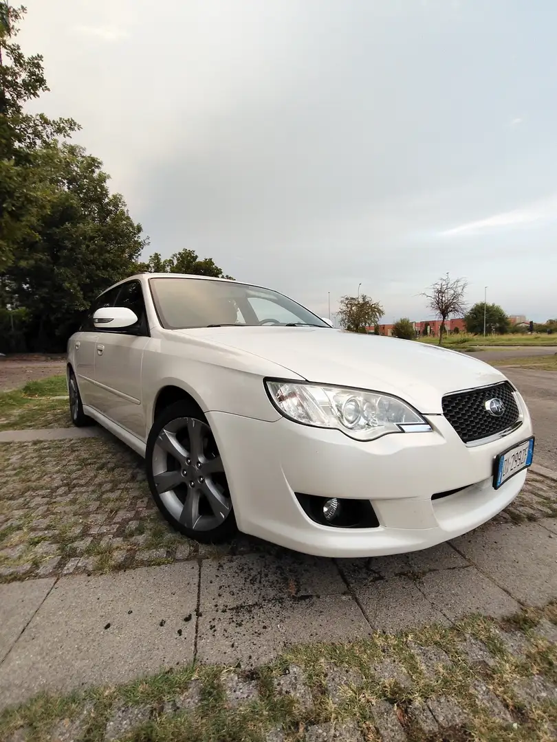 Subaru Legacy Kombi 2.0R Automatik Comfort - 1