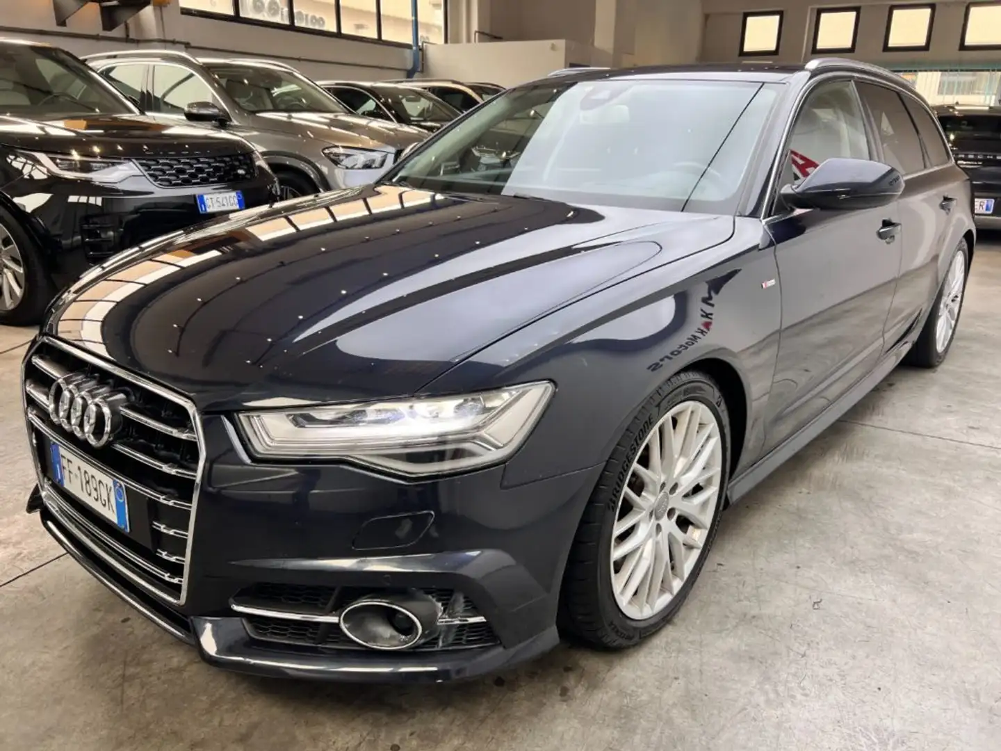 Audi A6 Avant 3.0 TFSI 333CV quattro S tronic Gris - 2