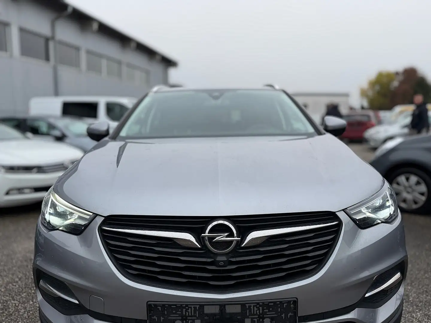 Opel Grandland X 1,5 CDTI BlueInj. Ultimate Aut. Start/Stopp Grau - 2