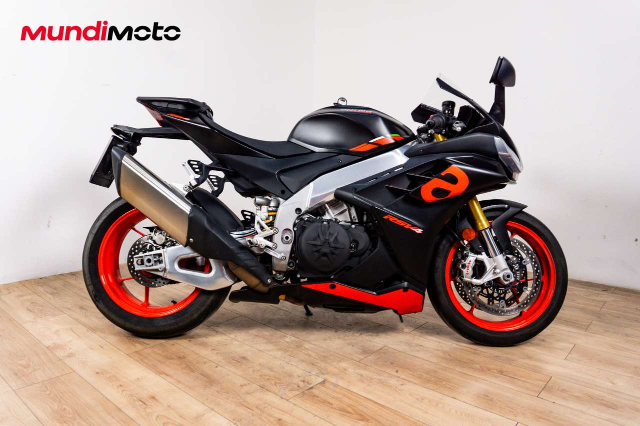 Aprilia RSV4