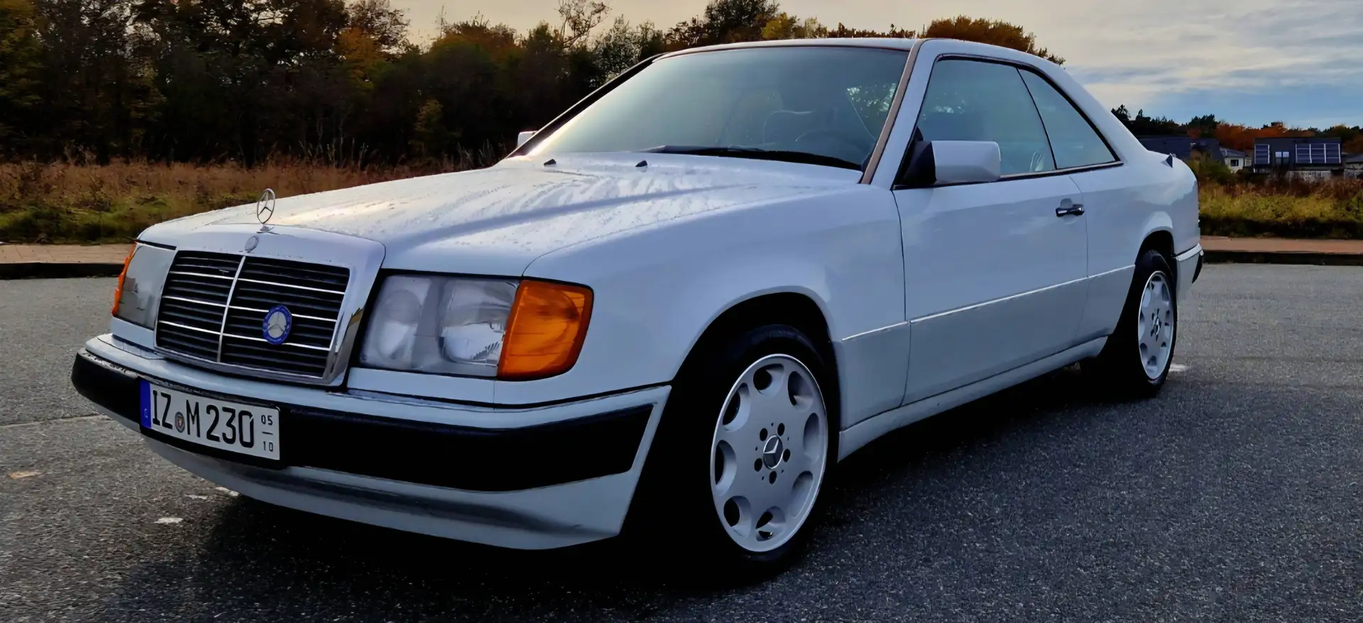 Mercedes-Benz Baureihe 124 CE-Klasse 230 CE Weiß - 1