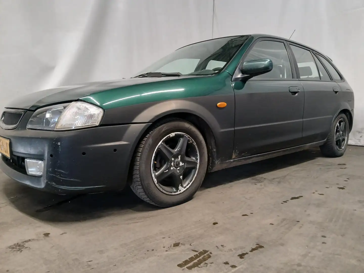 Mazda 323 Fastbreak 1.5i LS - Radio - Schade Groen - 2