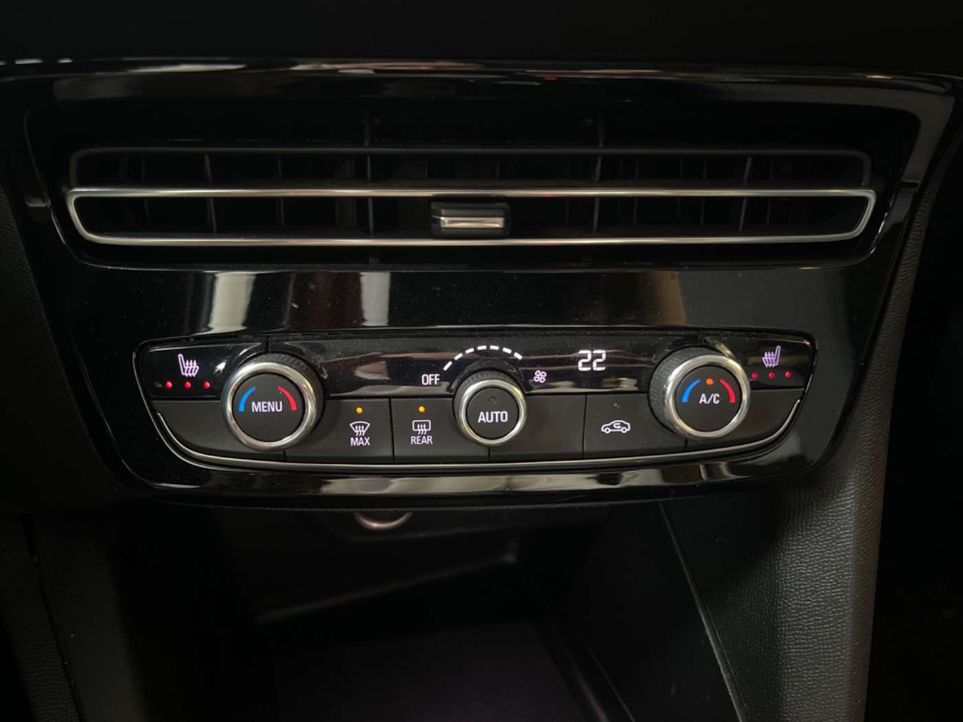 Opel Mokka E