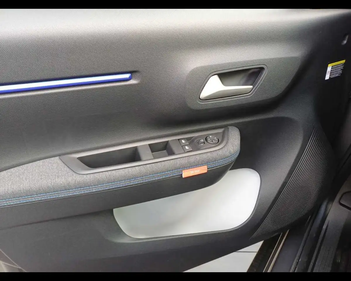 Citroen C3 1.2 Hybrid Plus, миниатюра 16