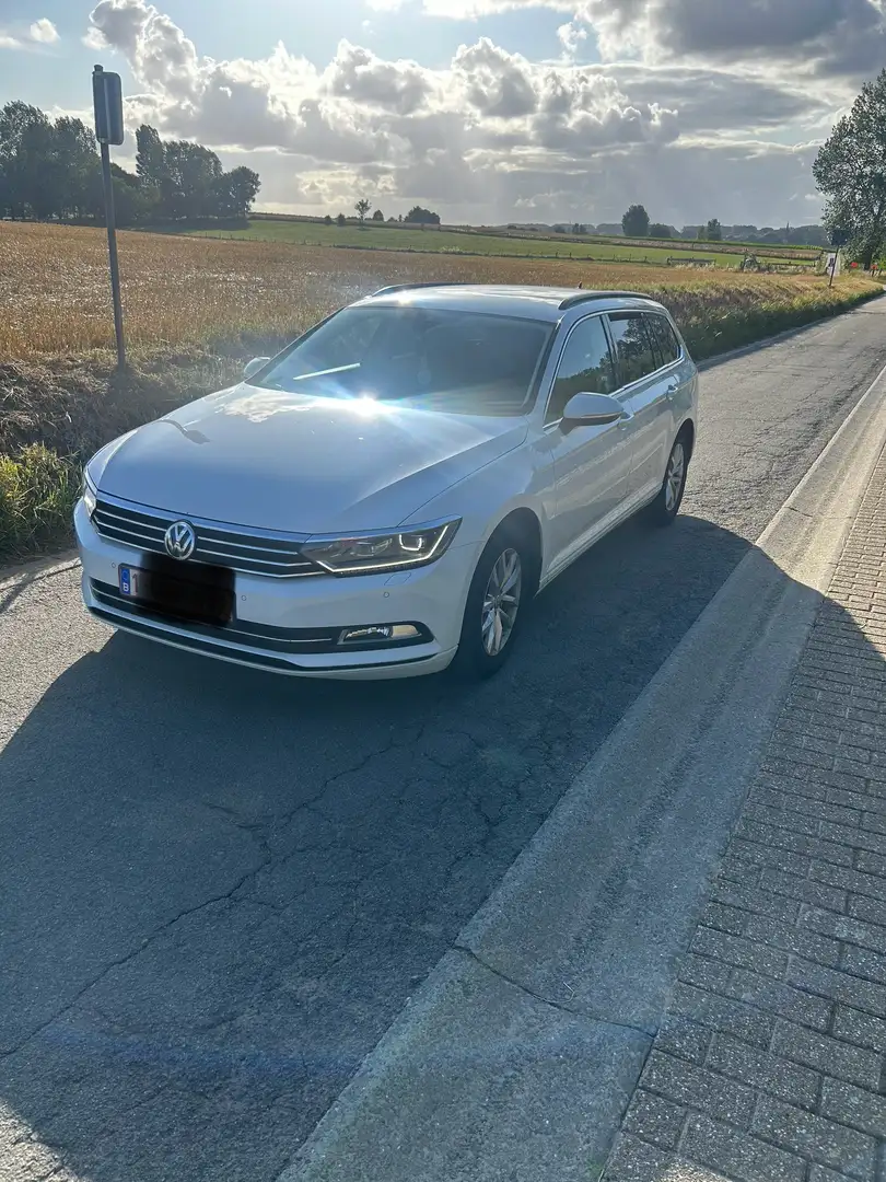 Volkswagen Passat Variant 1.6 TDI (BlueMotion Technology) Comfortline - 1