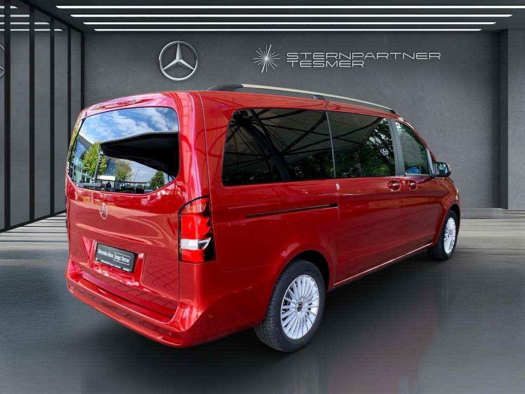 Mercedes-Benz V 220