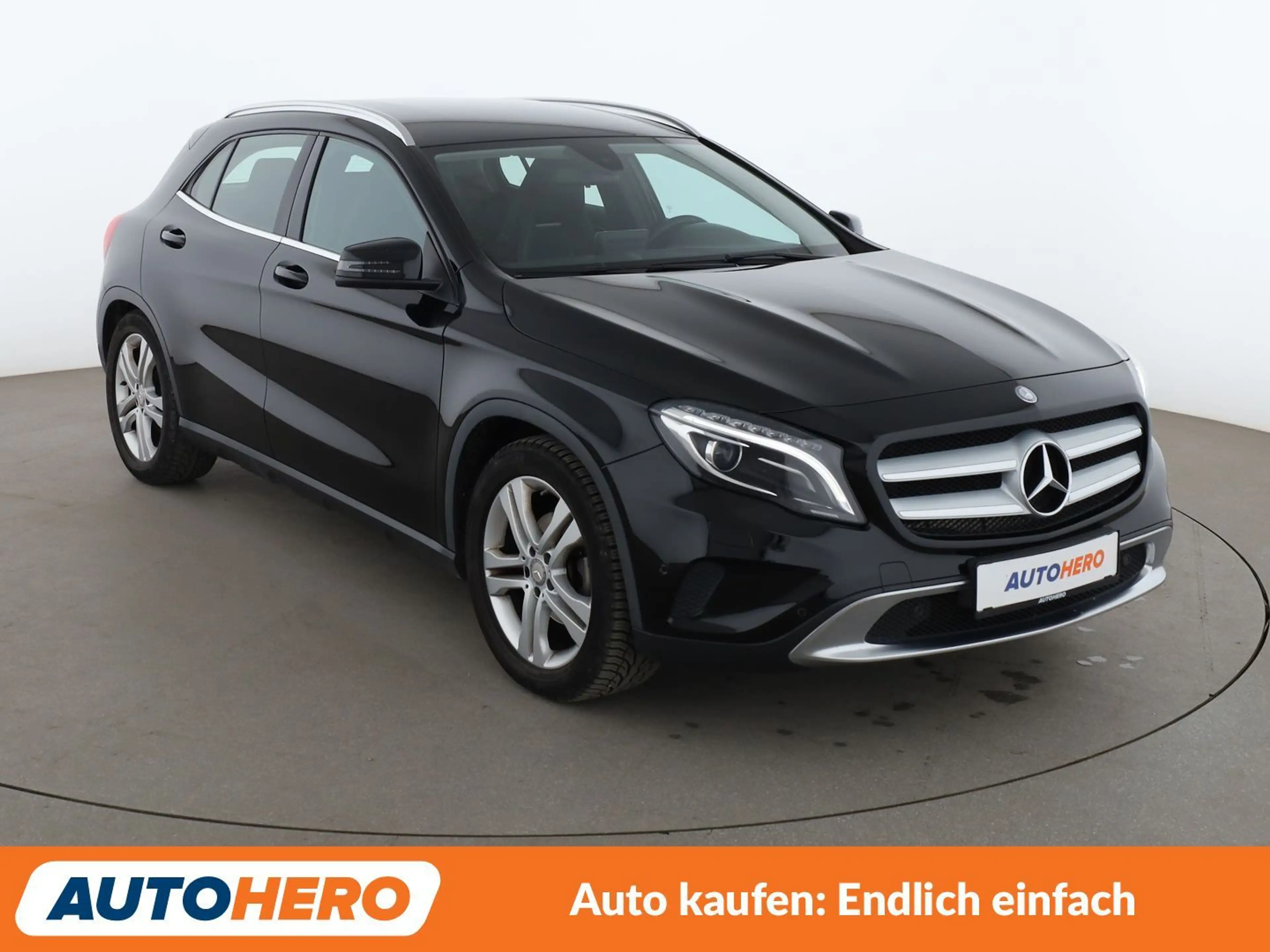 Mercedes-Benz GLA 180 Urban*PDC*SHZ*KLIMA* — photo 8