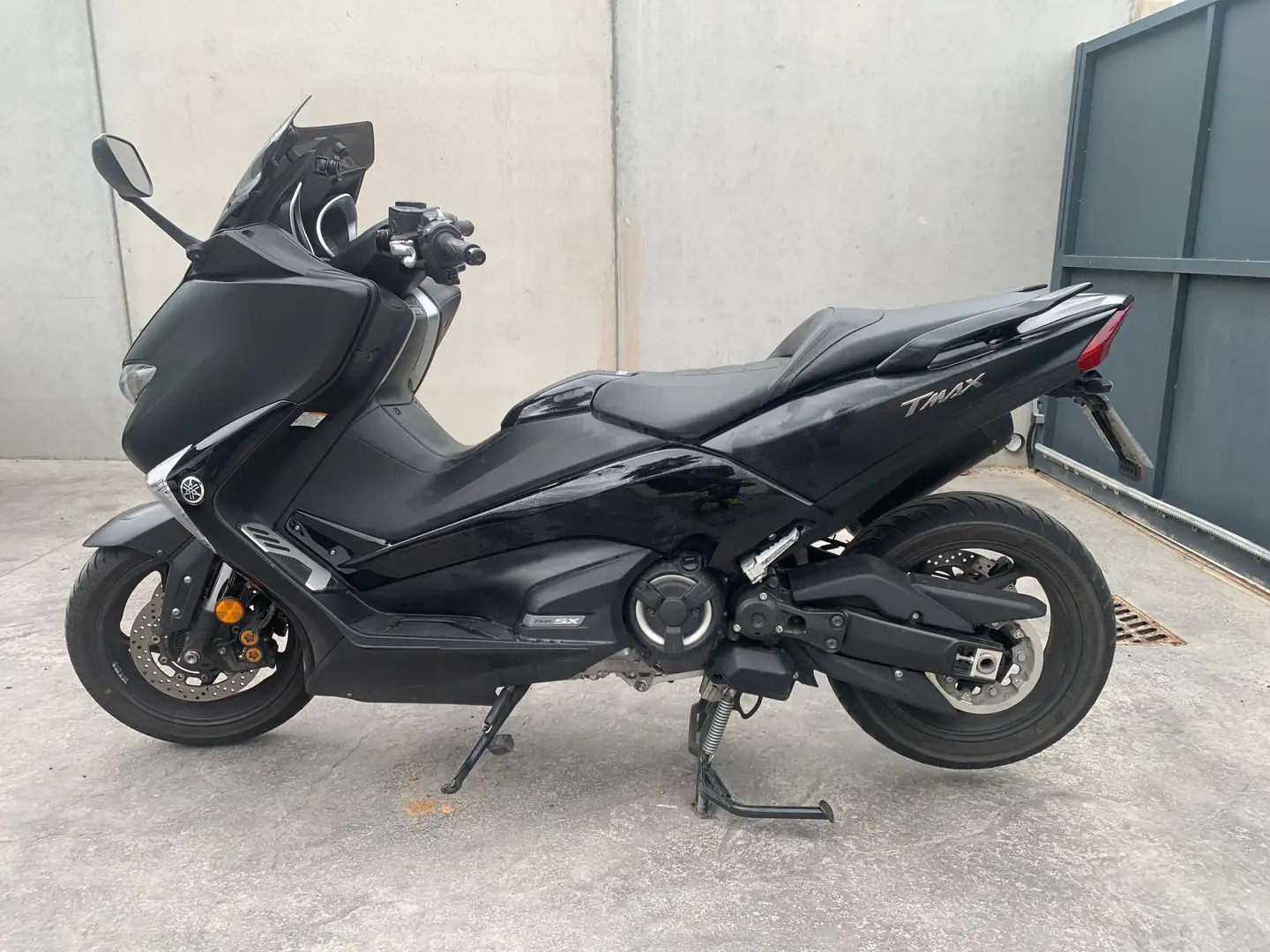Yamaha TMAX 530 Sx Negro - 2