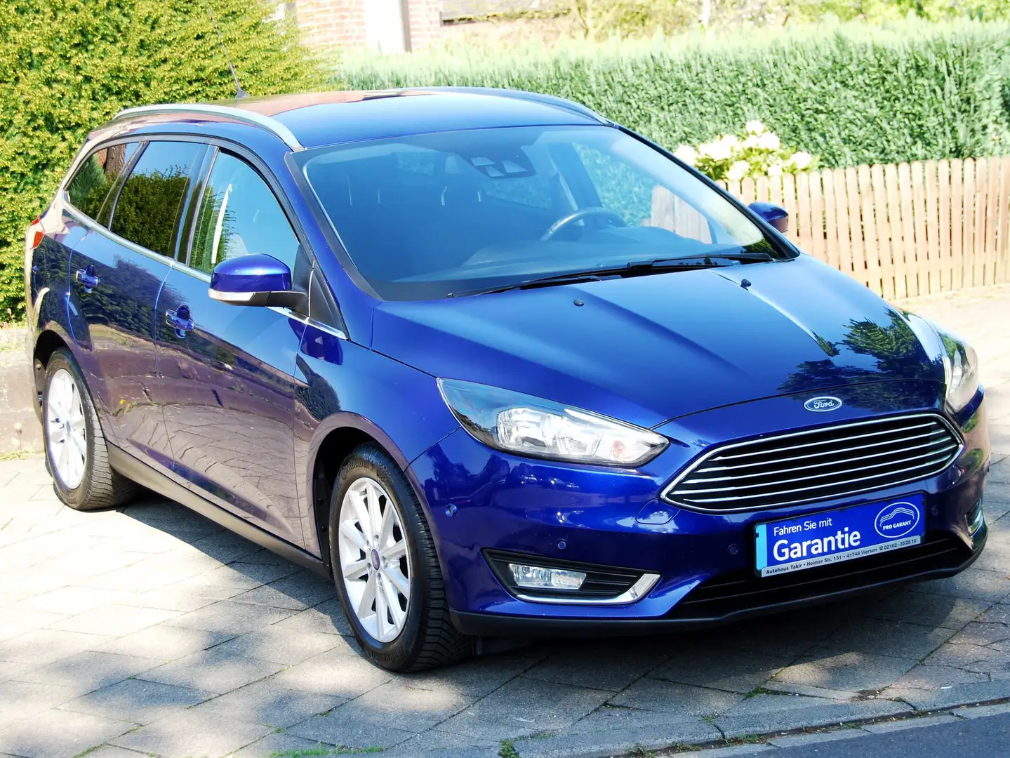 Ford Focus Titanium * 2.Hand - Top Zustand * Azul - 2