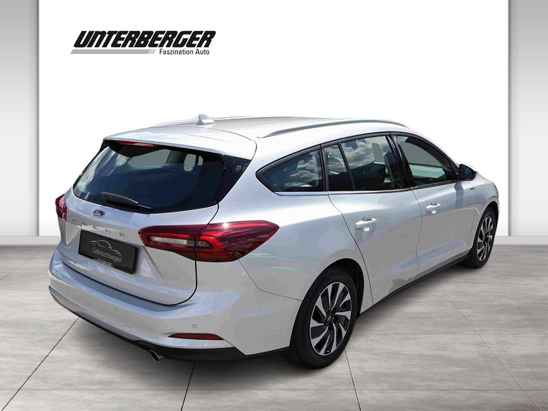 Ford Focus Turnier 1,0 Eco Boost Hybrid Titanium Aut. — photo 7