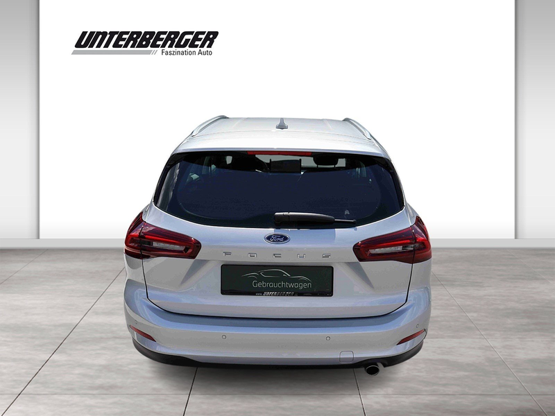 Ford Focus Turnier 1,0 Eco Boost Hybrid Titanium Aut. — photo 6