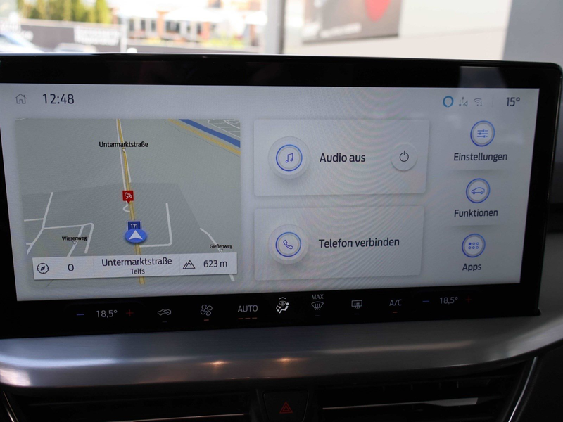 Ford Focus Turnier 1,0 Eco Boost Hybrid Titanium Aut. — photo 11