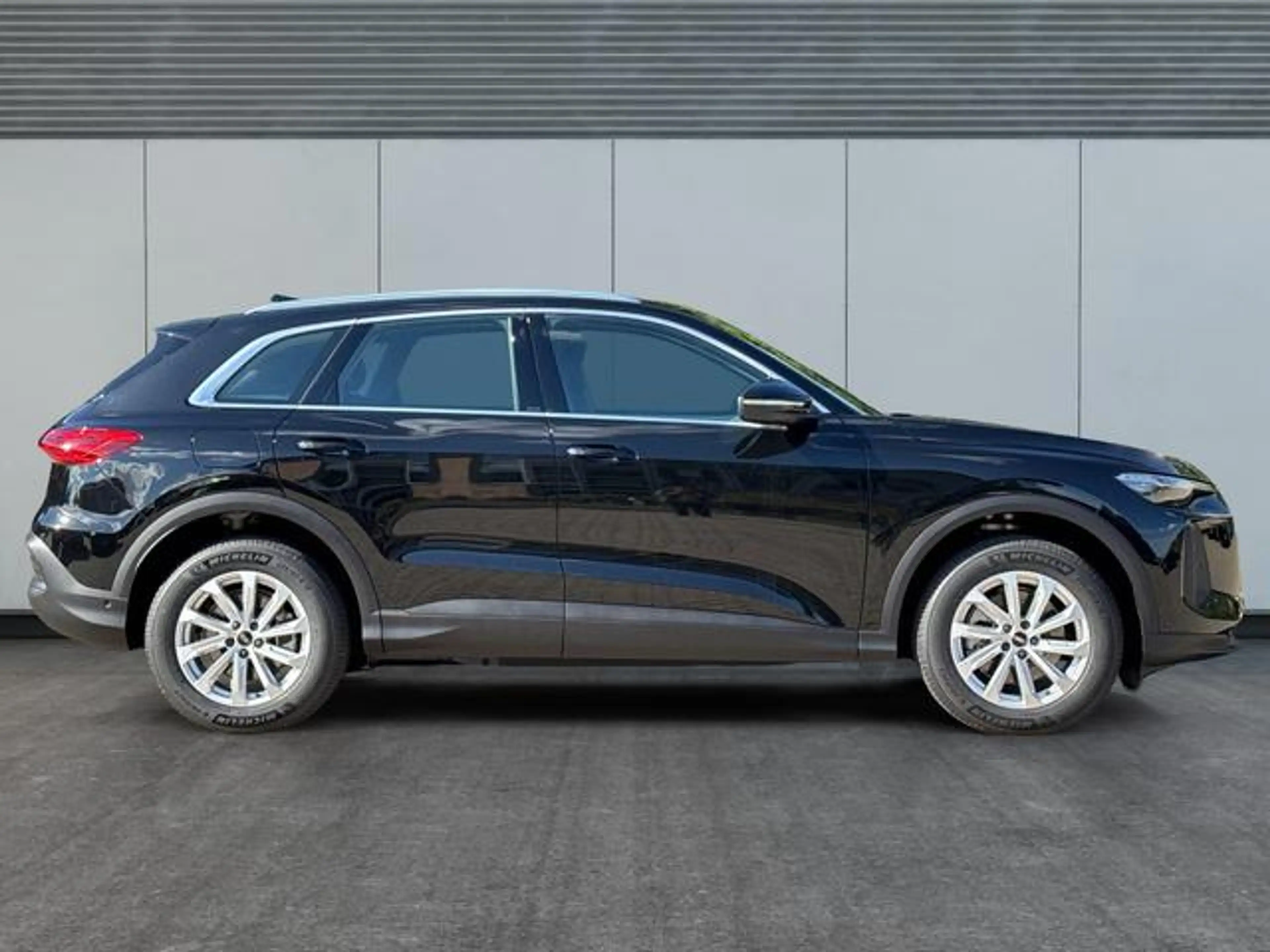 Audi Q5 QUATTRO+NAVI+KAMERA+AHK+PANO+SHZ+PDC+ACC T... — photo 5