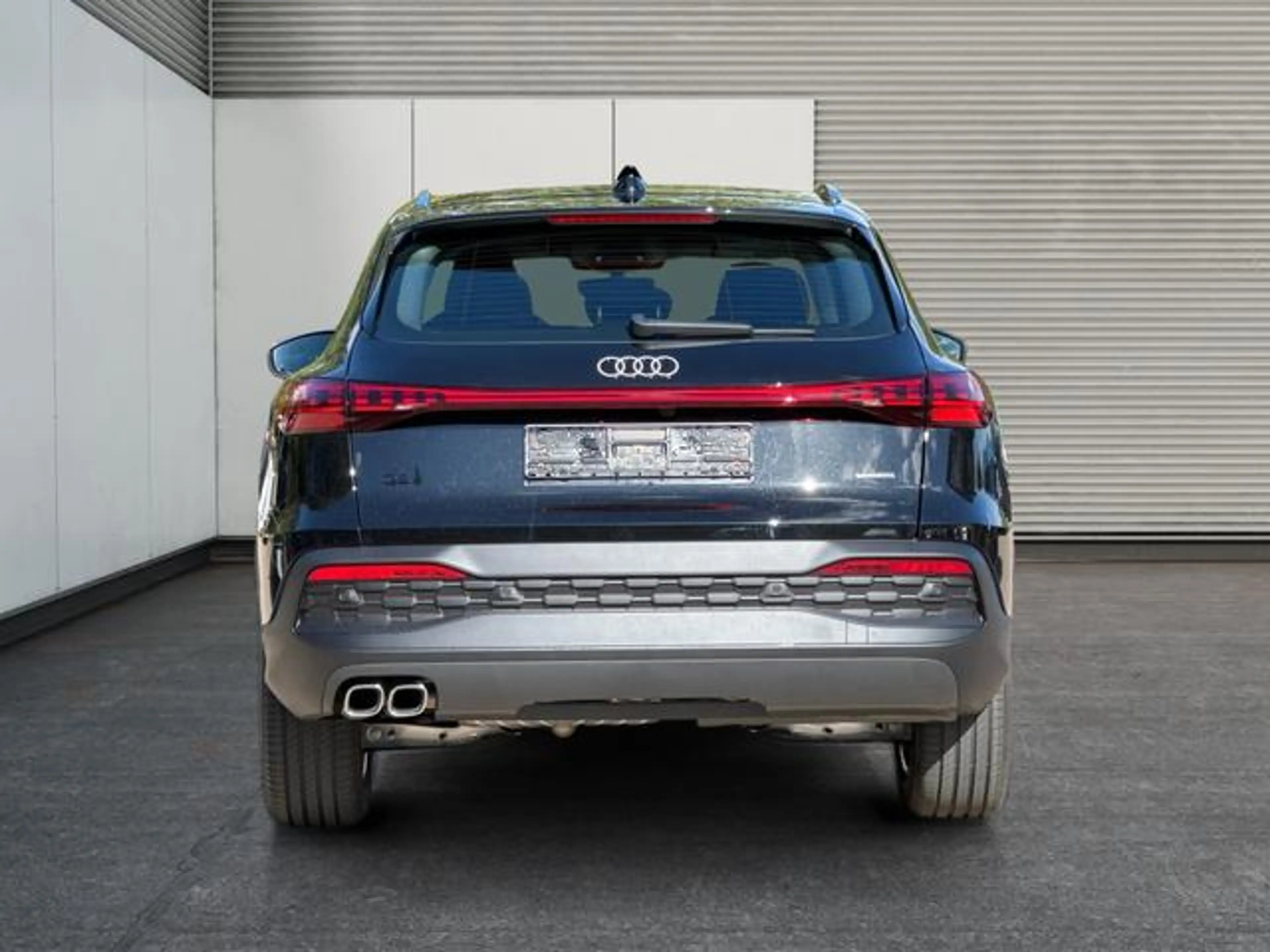 Audi Q5 QUATTRO+NAVI+KAMERA+AHK+PANO+SHZ+PDC+ACC T... — photo 4