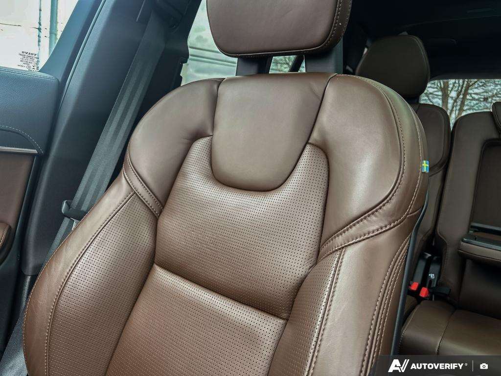 2022 Volvo XC90 T6 Inscription 7 Passenger thumb 19