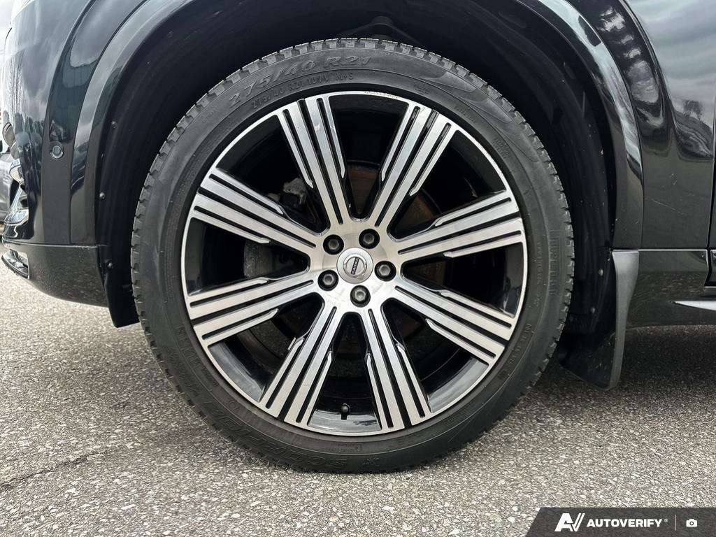 2022 Volvo XC90 T6 Inscription 7 Passenger thumb 6
