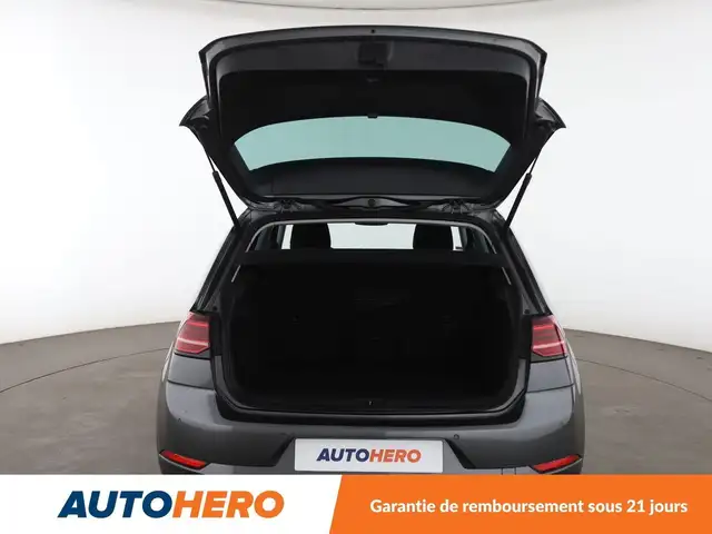 Volkswagen Golf view 16