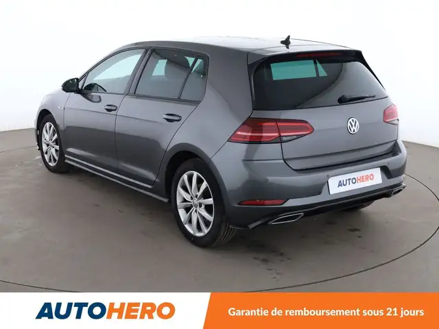 Volkswagen Golf view 4