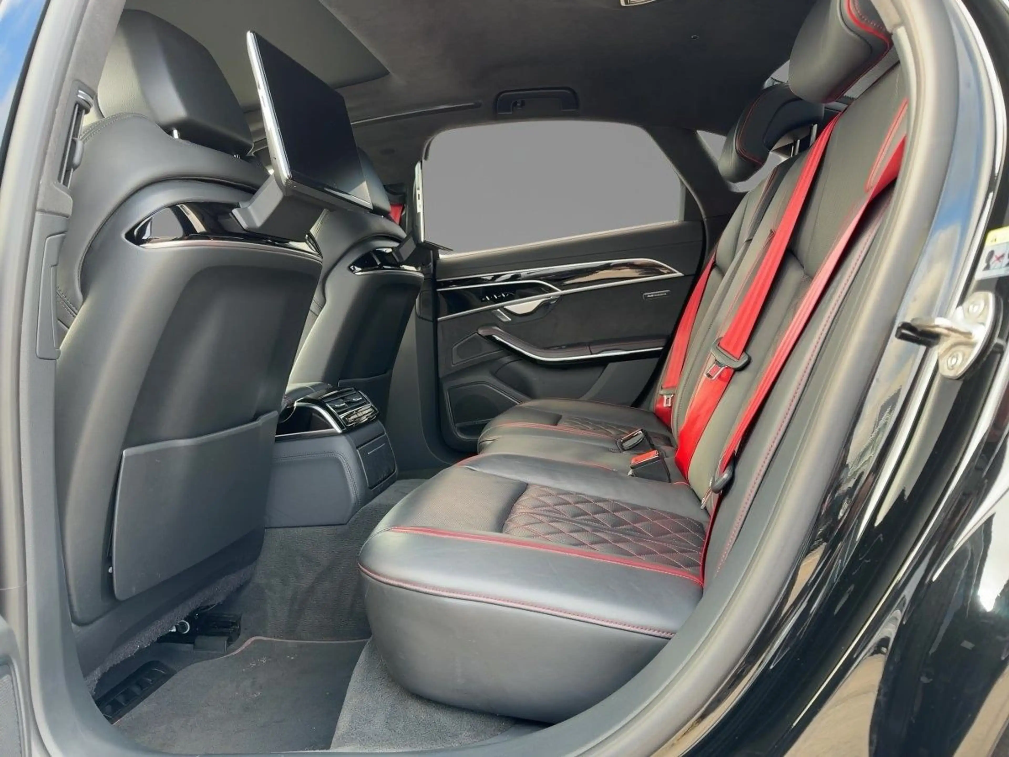 Audi S8 4.0 TFSI QUA*MATRIX*RSE*HUD*PANO*STANDHZ*360* — photo 11