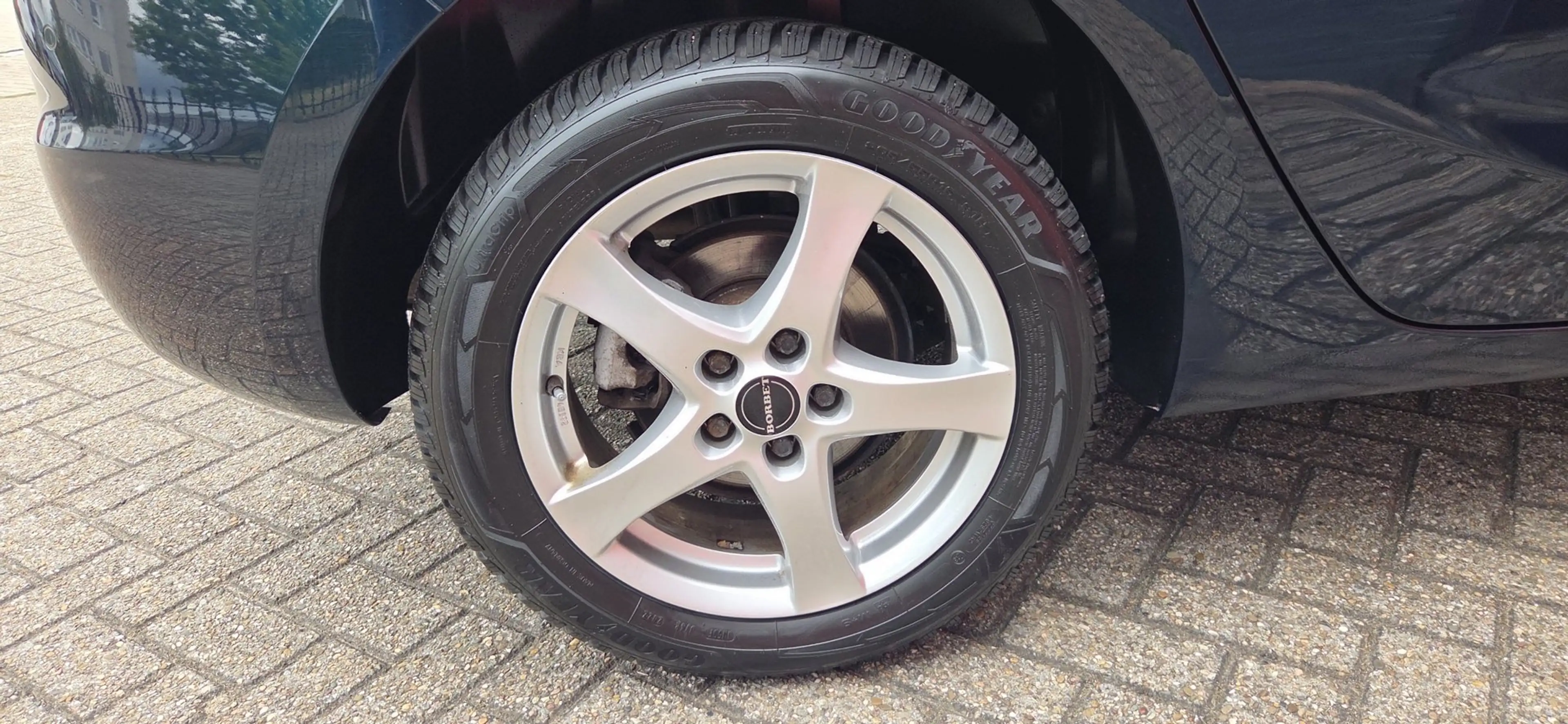 Opel Astra 1.4 Turbo — photo 25