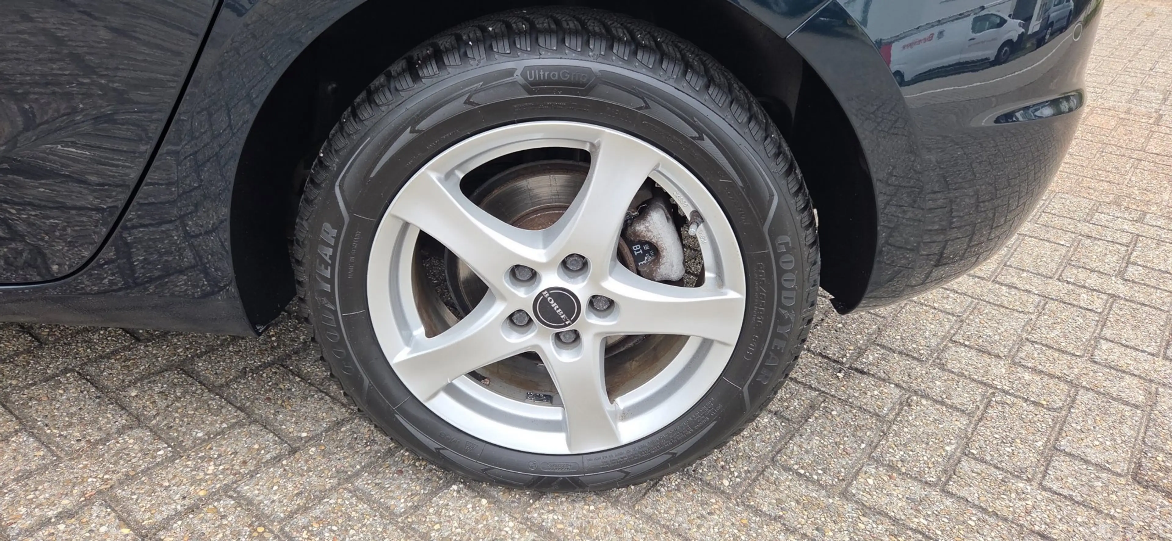 Opel Astra 1.4 Turbo — photo 27