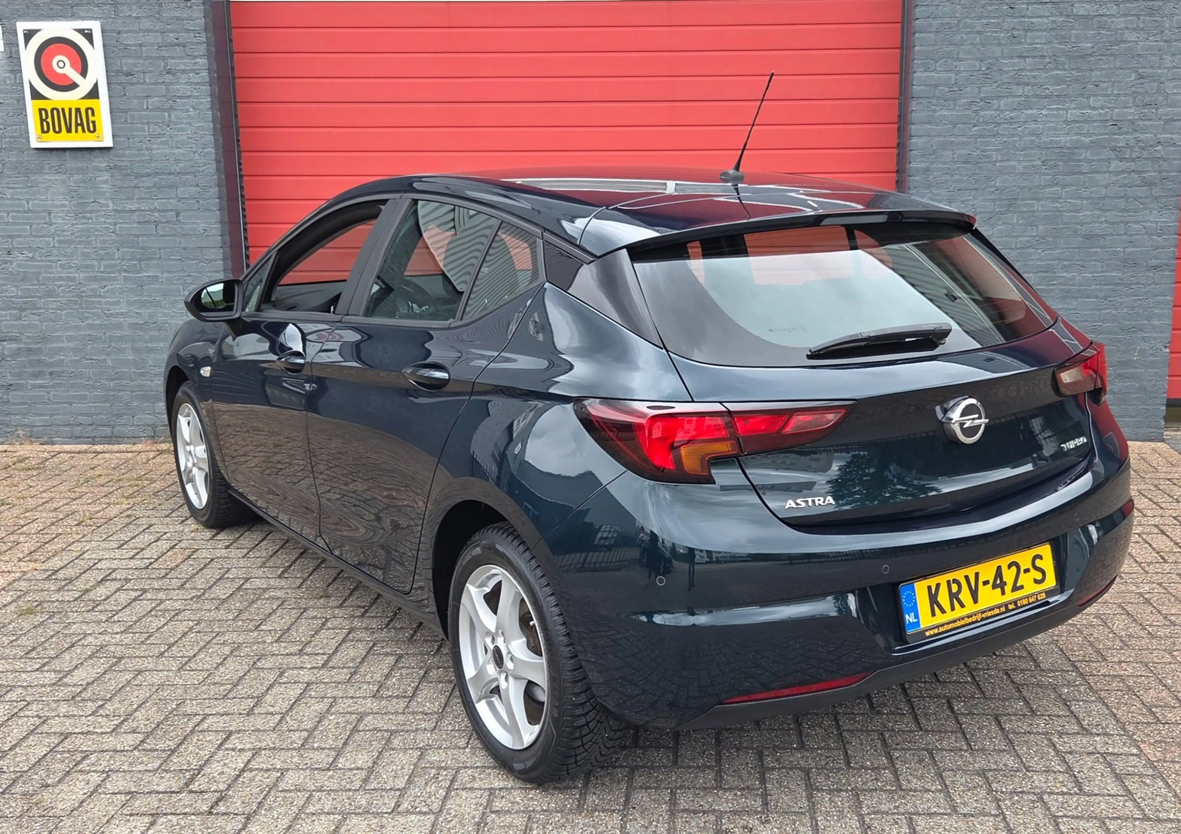 Opel Astra 1.4 Turbo — photo 4