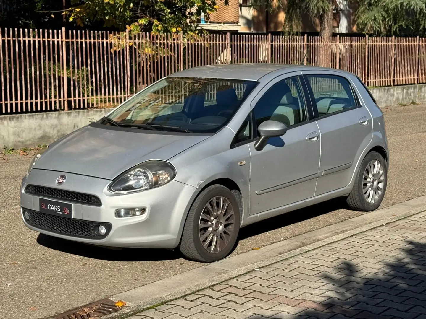 Fiat Punto Punto Lounge 5p 1.3 Mjet 95cv Zilver - 1